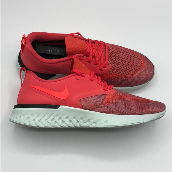 Nike Odyssey React 2 Flyknit Women's Running Shoes - Picture 1 of 12